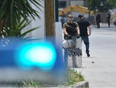 Αφέθηκε ελεύθερος ο Αθίγγανος που είχε συλληφθεί για άσκοπους πυροβολισμούς το μοιραίο βράδυ στο Μενίδι